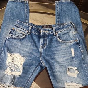 Zara premium jeans size 8